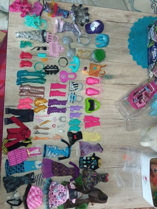 Аксесуари для ляльок монстер хай monster high