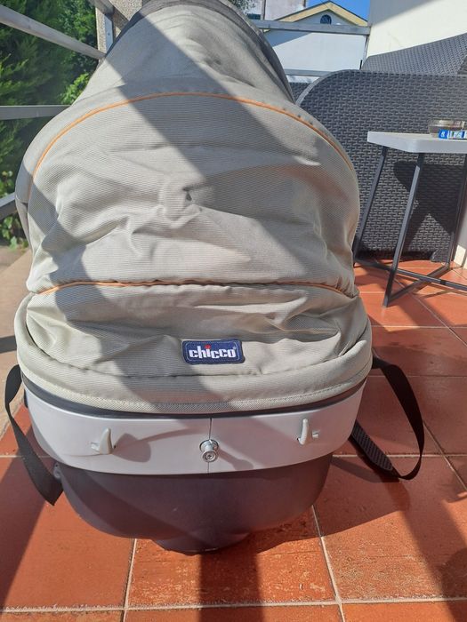 TRIO CHICCO carrinho, alcofa e ovo