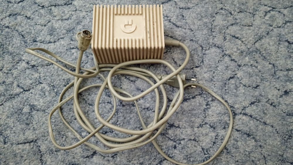 Commodore 64+zasilacz+magnetofon+joystick