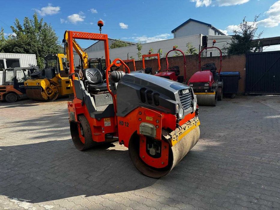 Продам каток HAMM HD12