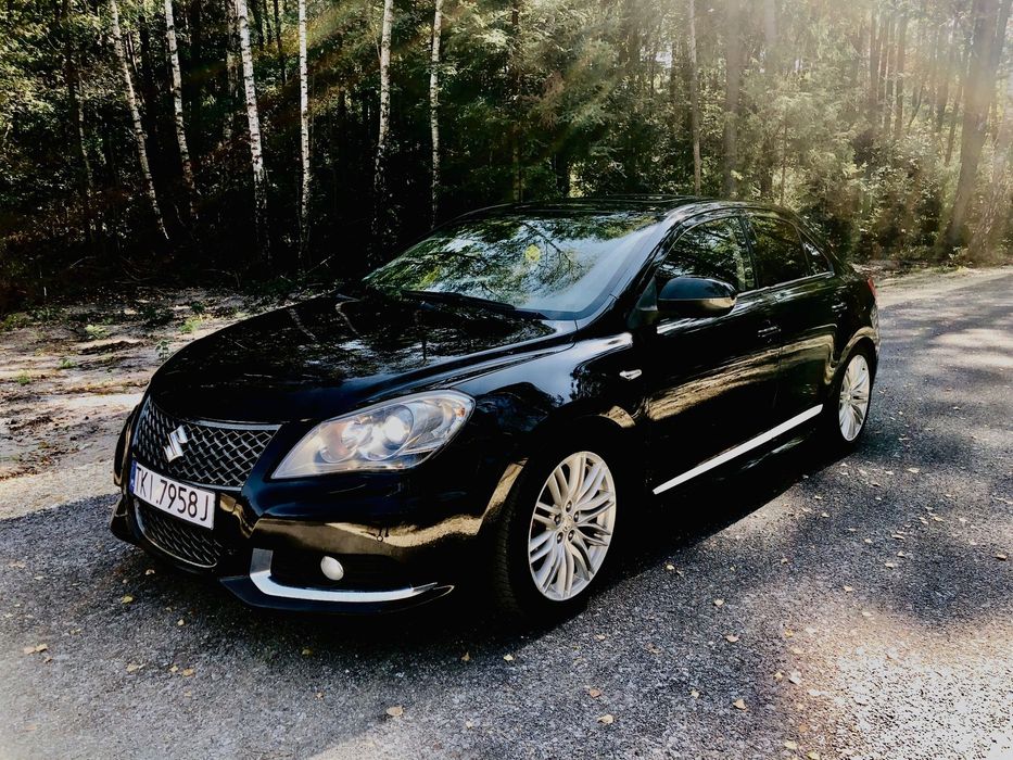 Suzuki Kizashi Suzuki Kizashi 2010r 2,4 benzyna