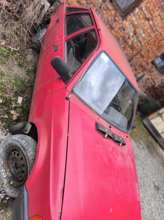 Продам Ford Escort , запчастини або відновлення