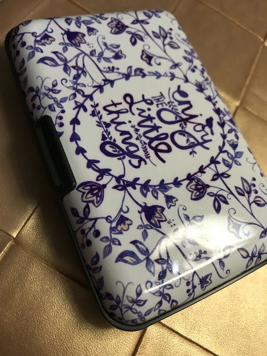 Porta cartões “enjoy the little things”