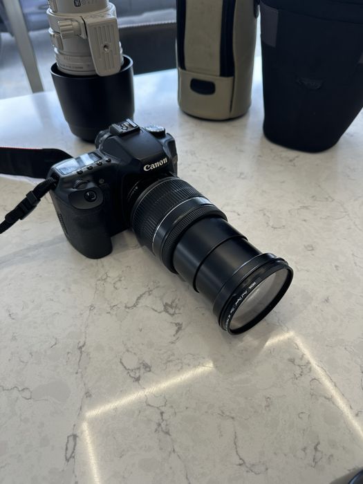 Canon EOS 58D com lentes