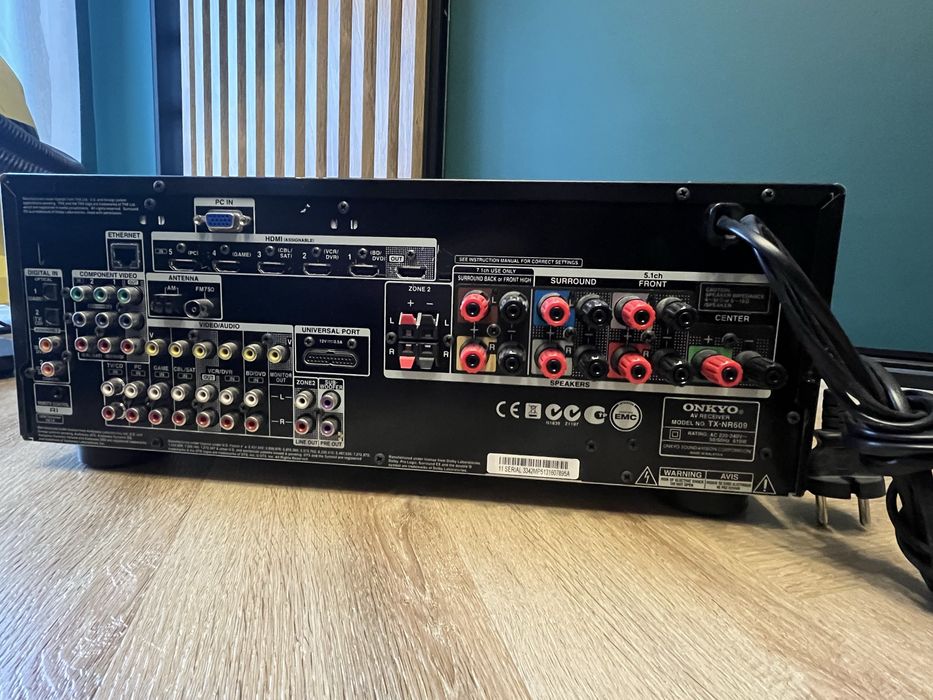 Amplituner onkyo TX-NR609