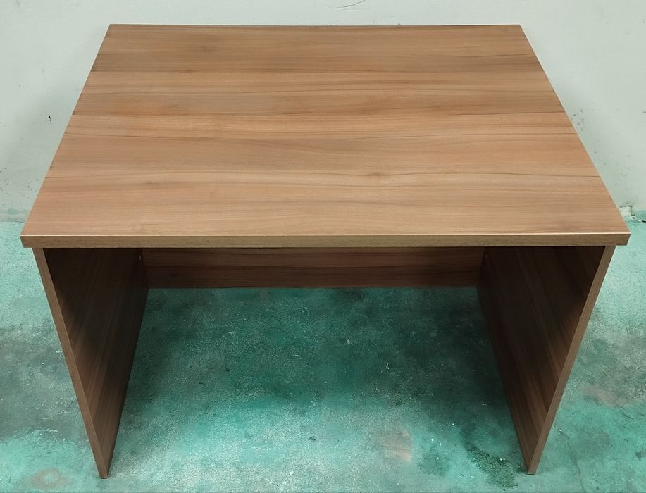 Nowa lada recepcyjna / sklepowa z nadstawką i kontenerkiem – solidna!