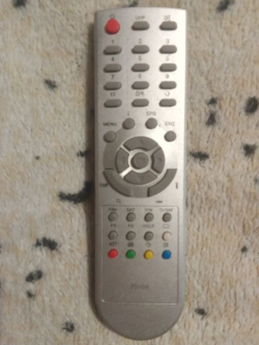 Супутникові тюнери 2шт.Locus і SatCom.