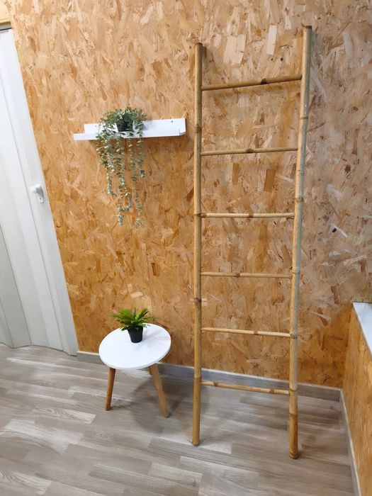 Escada bambu ler anúncio