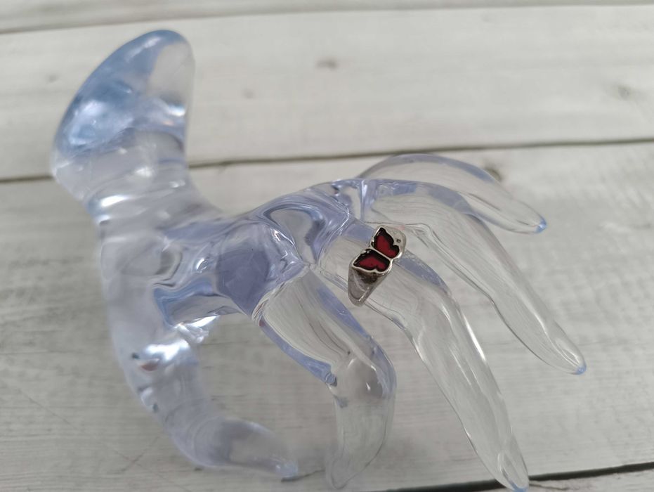 Pierścionek sygnet motyl