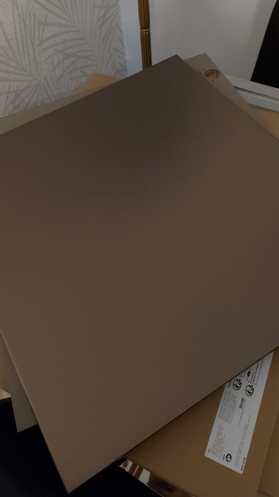 DUAS portas bronze  dourada RIKSVIKEN