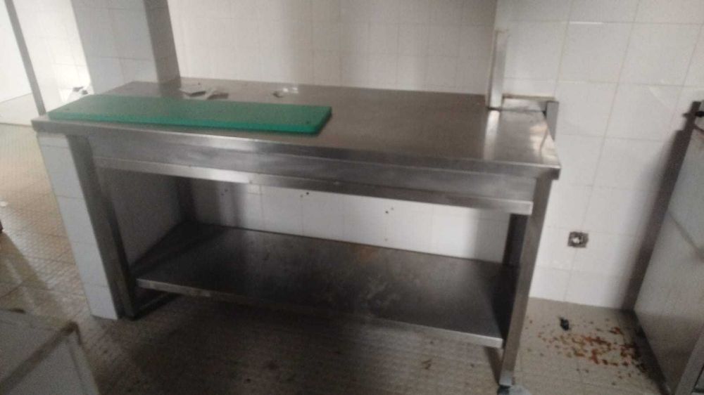 vende -se material para restauração