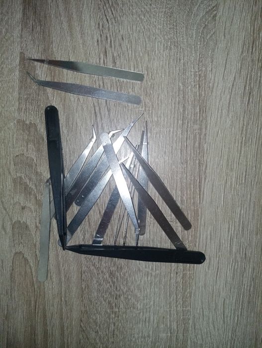 Pęsety do wyklejania diamencików