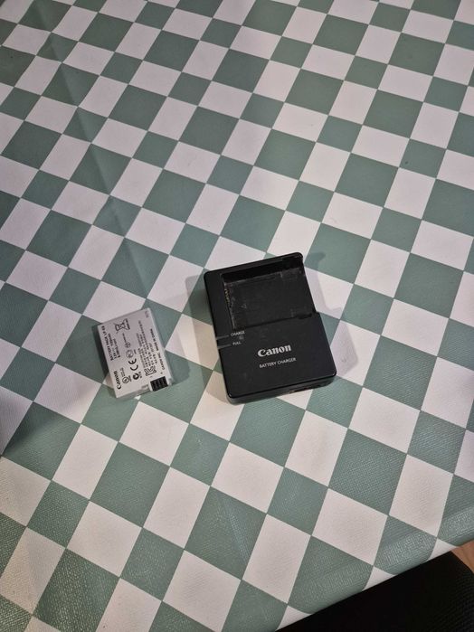 Canon Battery Charger