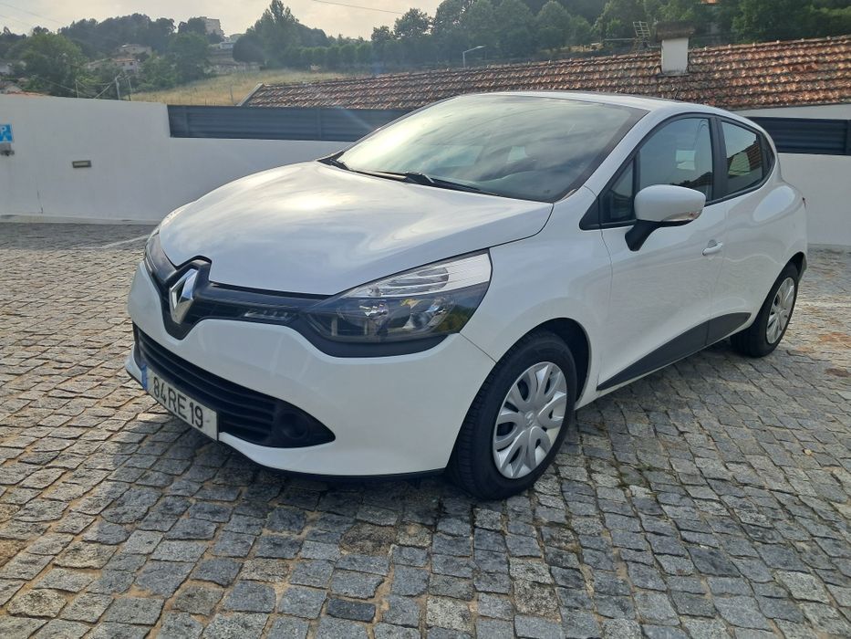 Renault Clio — fotografia 8