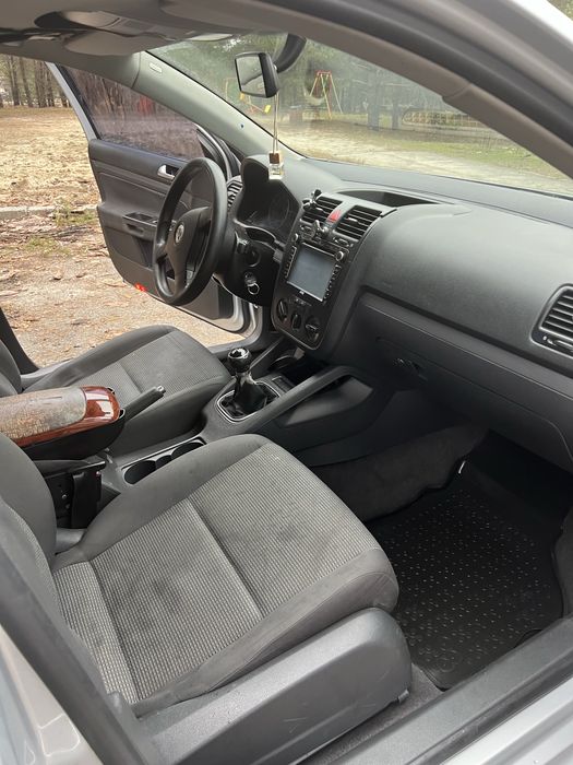 Продаю volkswagen Jetta 2006 рік