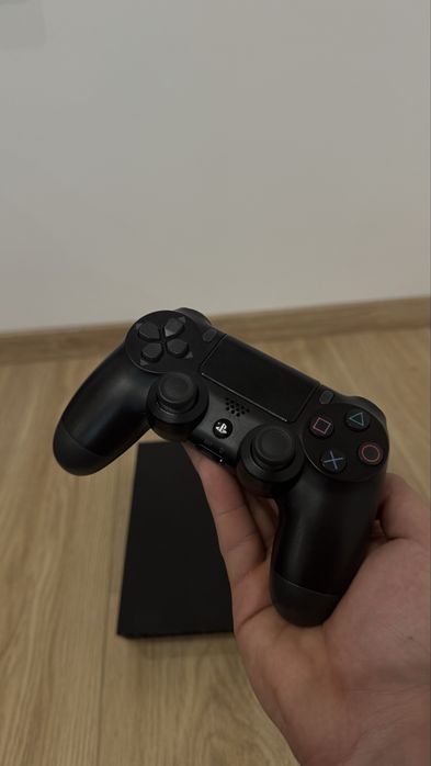 Продам Sony PlayStation 4 Fat 500gb
