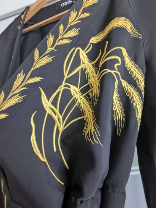 Вишиванка для дівчинки