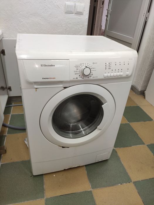 Продам стиральную машину electrolux