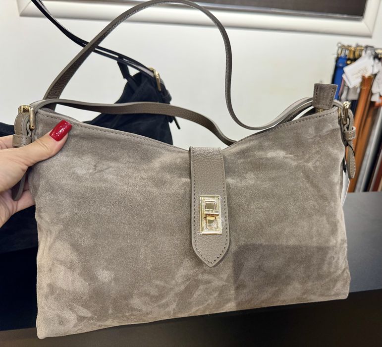 Замшева сумка бежева чорна Мягкая заишевая сумка бежевая черная