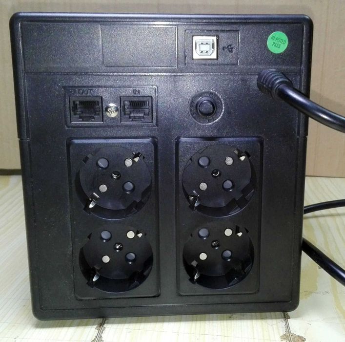 Sistema de Alimentação Ininterrupta PHASAK 600W