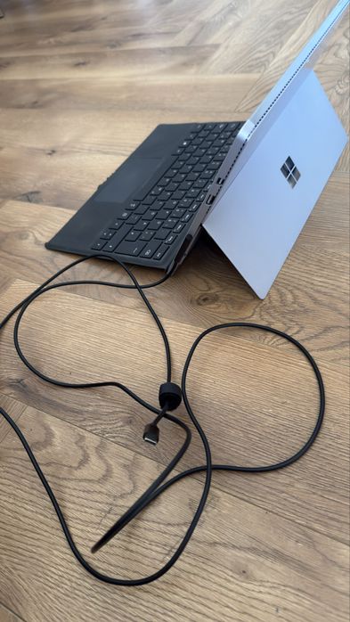 Surface 4 Pro 8/256GB i5-6300U