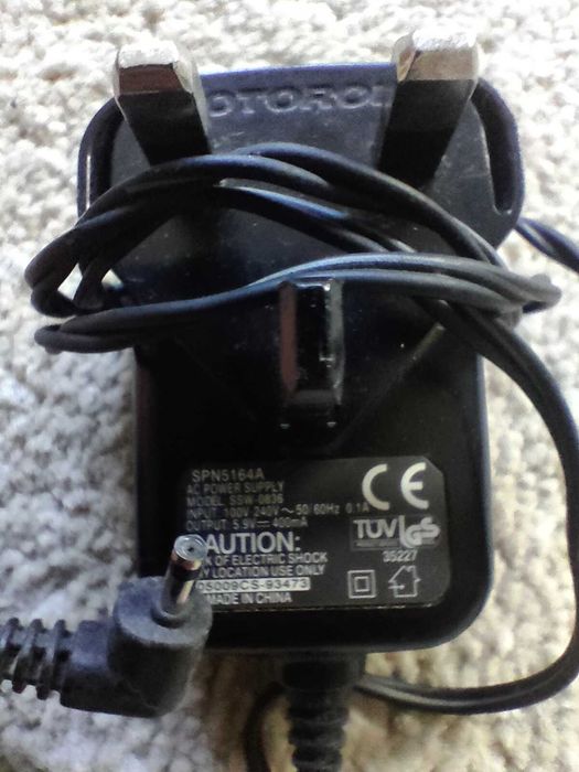 Zasilacz Motorola SPN5164A 5.9V 400mA