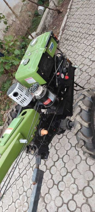 Продаю дім, з великим городом.