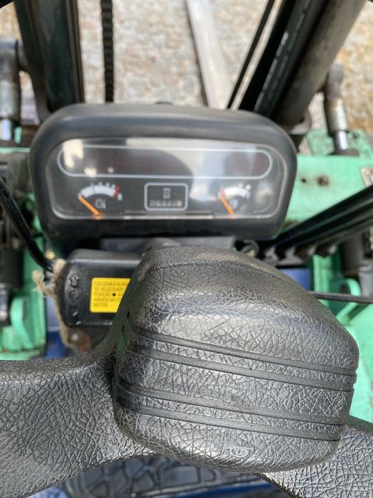 Mitsubishi 25 Empilhador