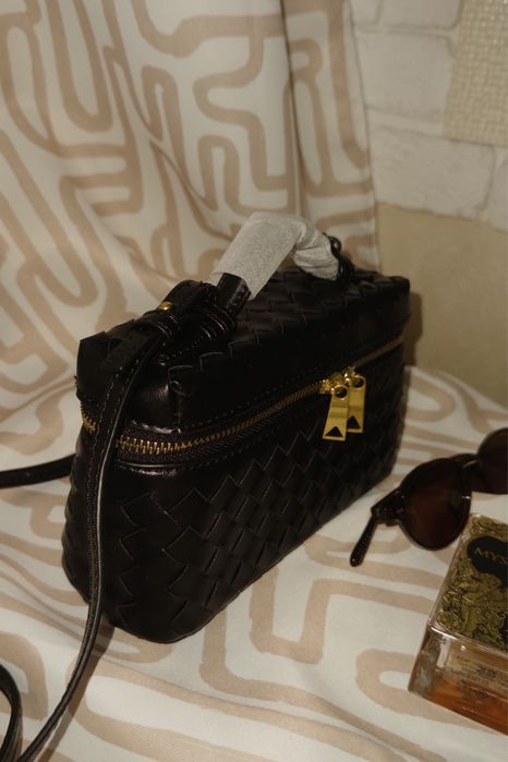 Сумка бокс bottega vanity гранатова та чорна натуральна шкіра