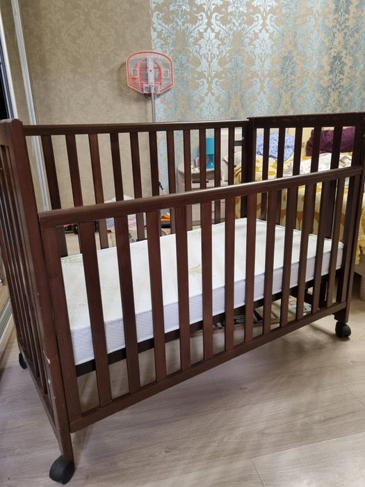 Кроватка veres лд-13, маятник + колесики + матрац