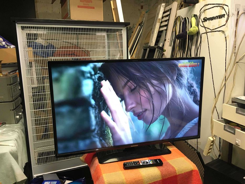 Telewizor 40 cali Smart tv wifi NetFlix YouTube