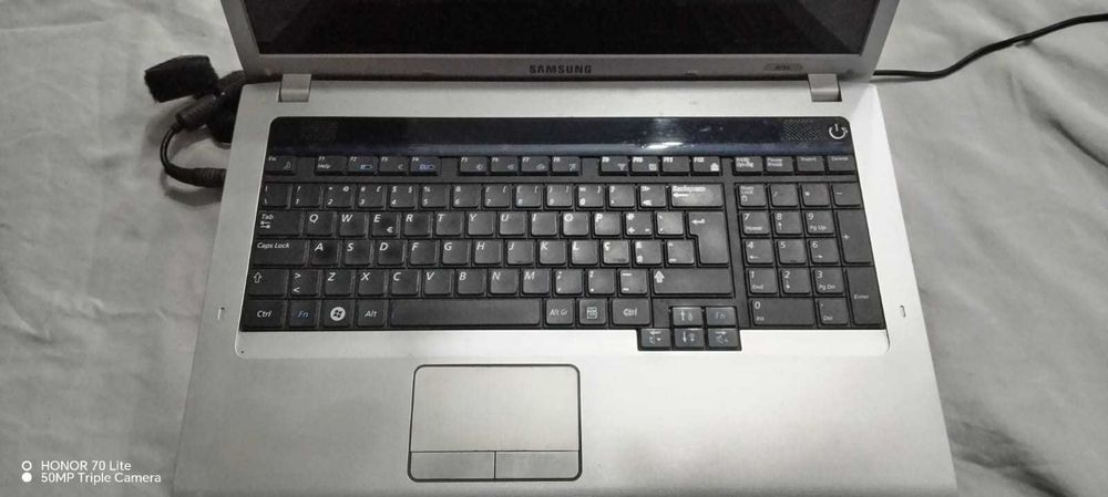 Computador recondicionado e revisto SAMSUNG R730 DE 17 POLEGADAS