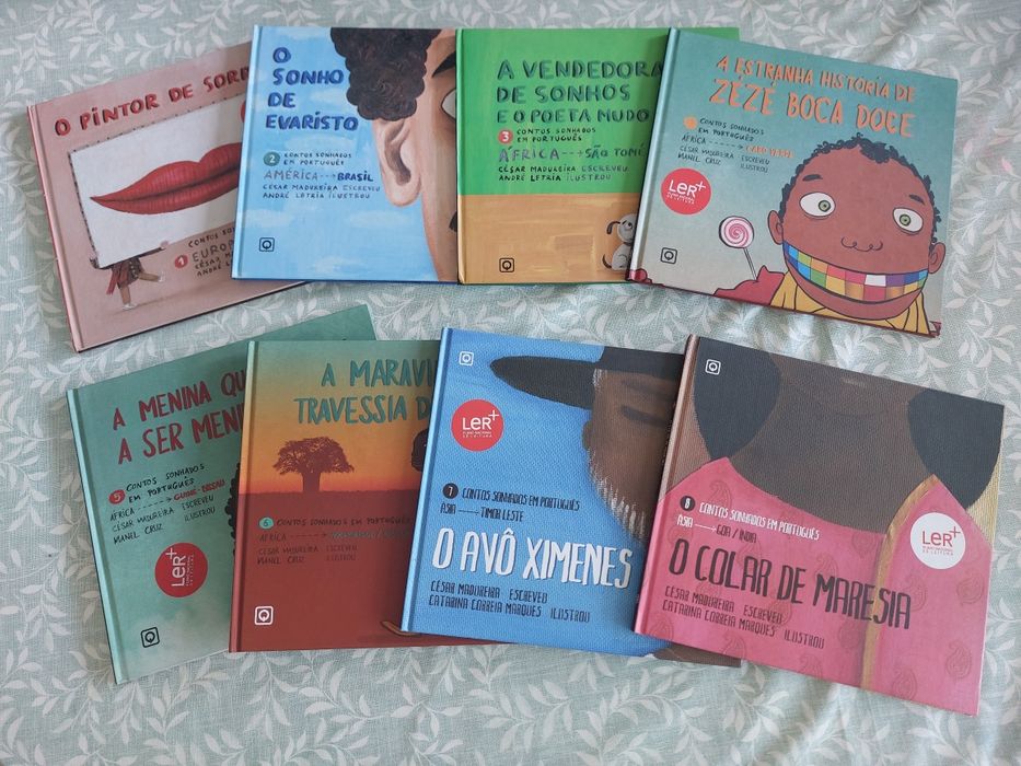 Colecção de 8 livros "Contos sonhados em português"