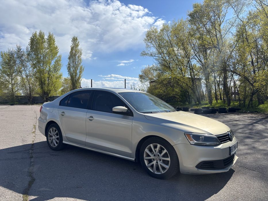 Продам автомобіль Volkswagen Jetta 6 2011