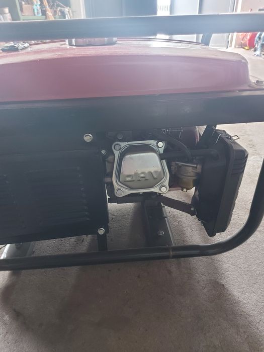 Генератор Хонда трьох фазний