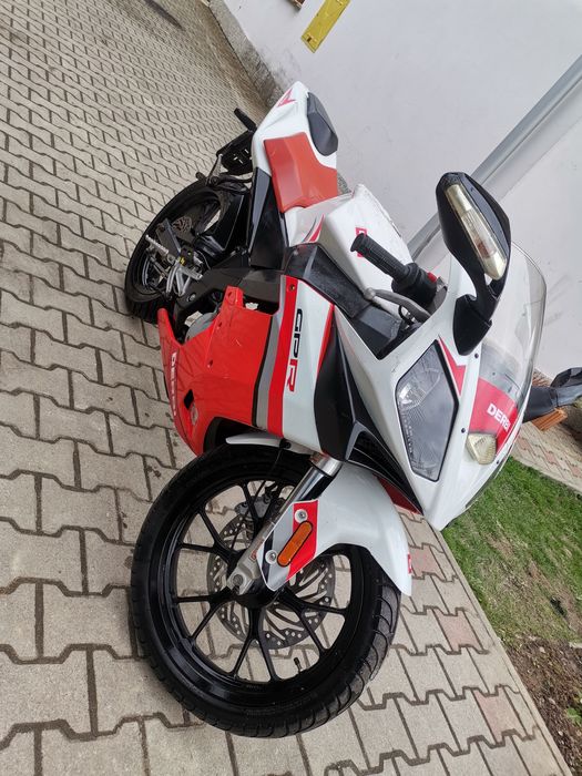 Sprzedam Derbi GPR