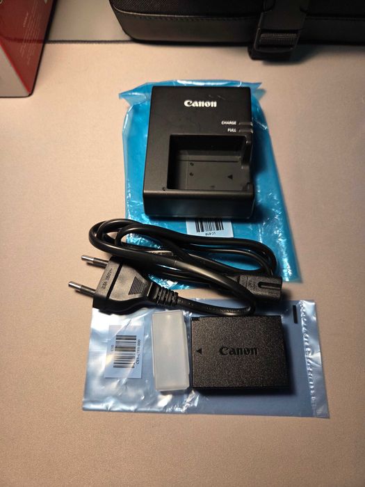 Canon EOS 2000D + Lente 18-55mm III COMO NOVA