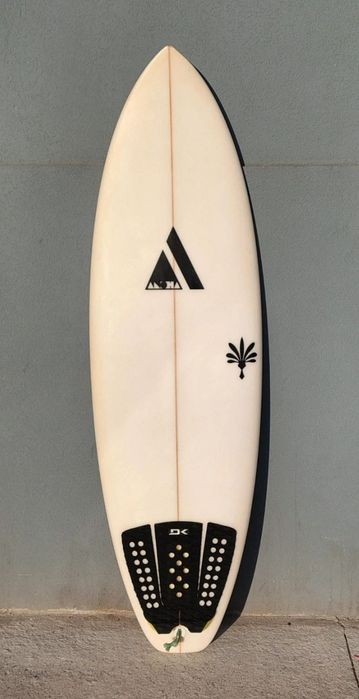 Vendo prancha de Surf 5.6