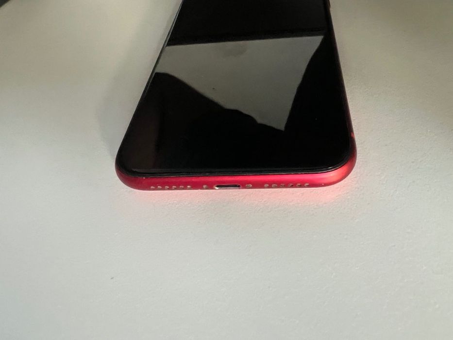 iphone 11 64GB czerwony
