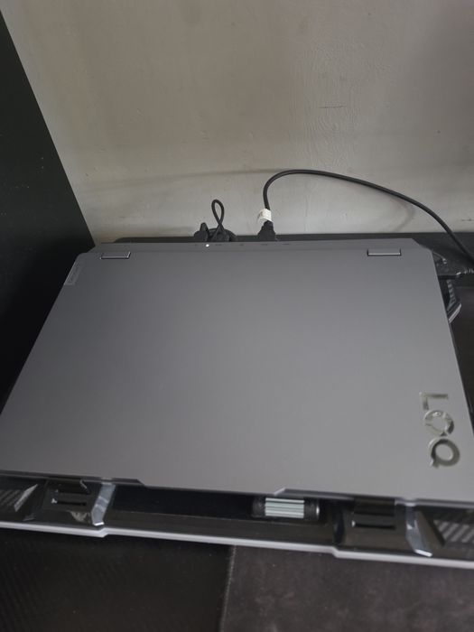 Sprzedam laptopa
