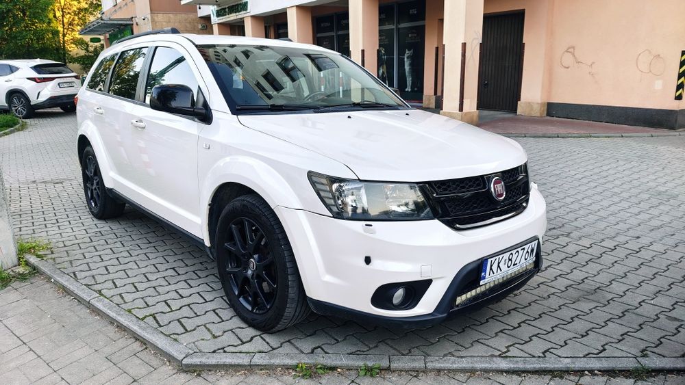 Fiat Freemont Black Code 2.0d automat 4x4