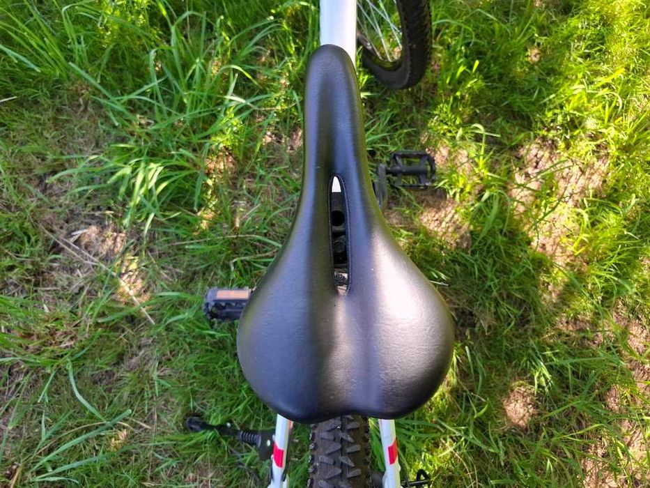 Rower 27,5 CALA Rockrider ST 100 DAMSKI ultrabiały S 155-164 stan IGŁA