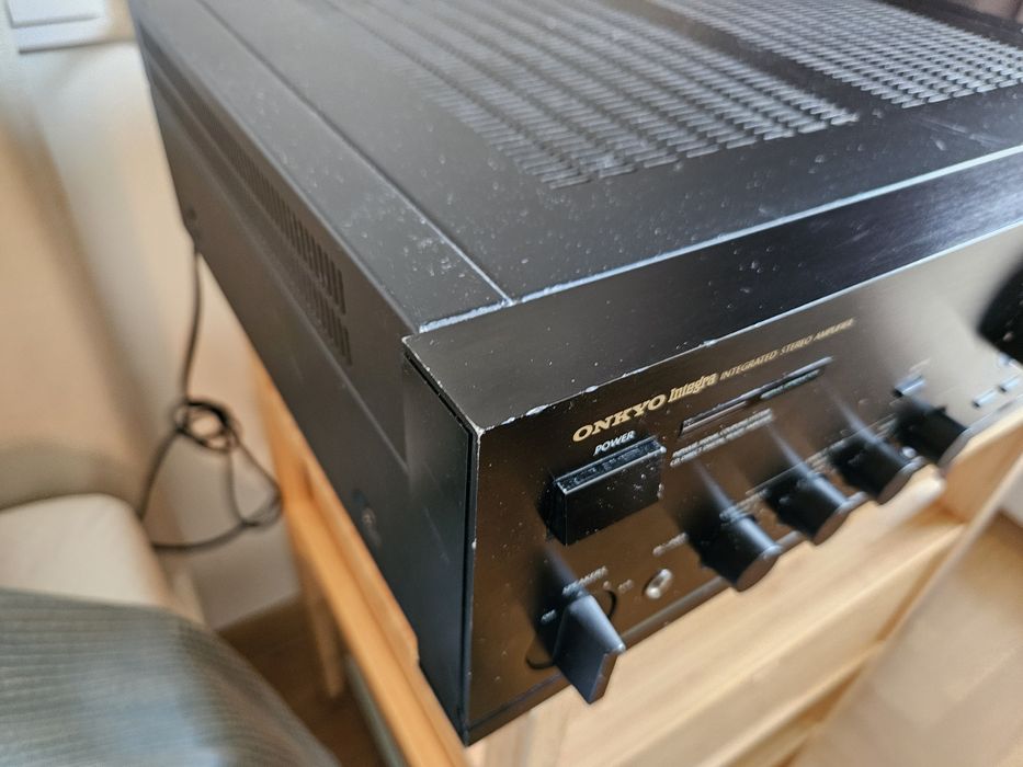 Onkyo INTEGRA 8450 wzmacniacz stereo z lat 80