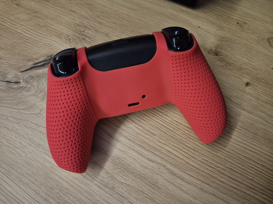 Oryginalny pad Dusalsense Playstation 5 (PS5) czarny +etui White Shark