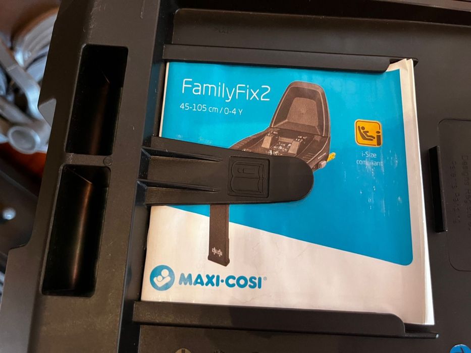 Zestaw fotelików z bazą Maxi Cosi: Pebble Pro, Pearl Pro 2, FaliyFix2