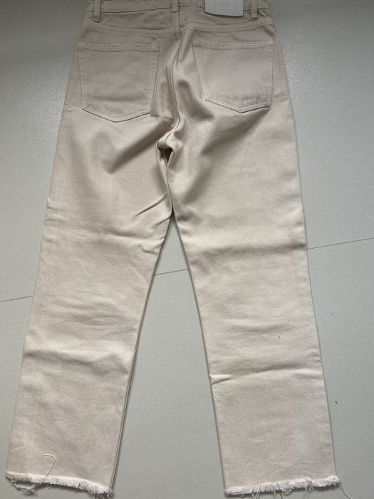 Calças de ganga bege da Zara
