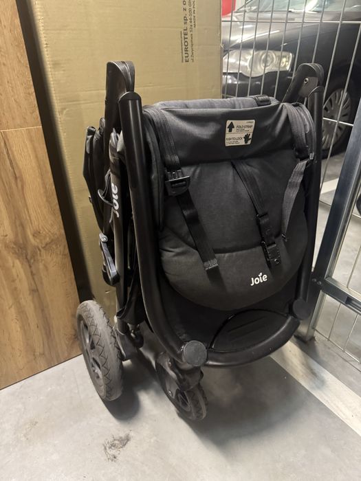 Wiózek spacerówka Joie