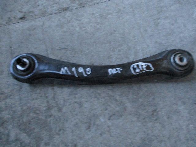 Braço de suspensão trás direito MERCEDES-BENZ 190 (W201)