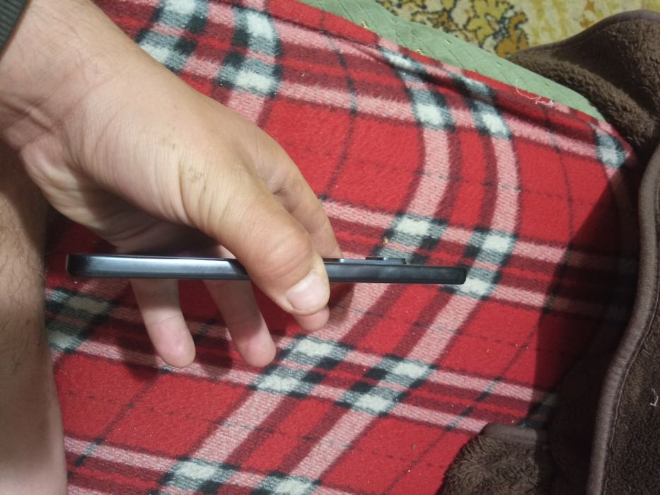 продам ТЕРМІНОВО redmi note 11 pro
