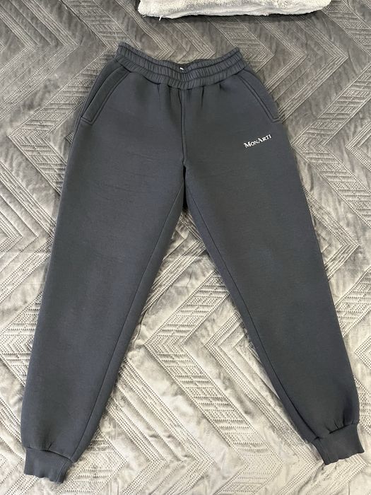 Продам женский утепленный костюм